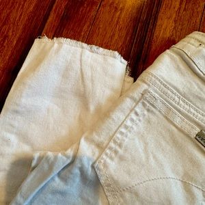 Distressed White Joes jeans - Kids size 7